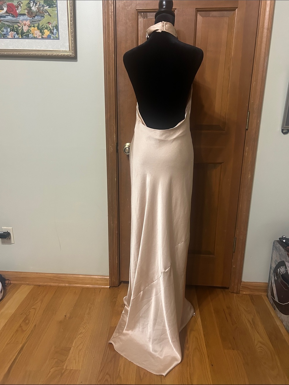 Show Me Your Mumu Jasmine Halter Maxi Dress in Champagne satin - Picture 7 of 9